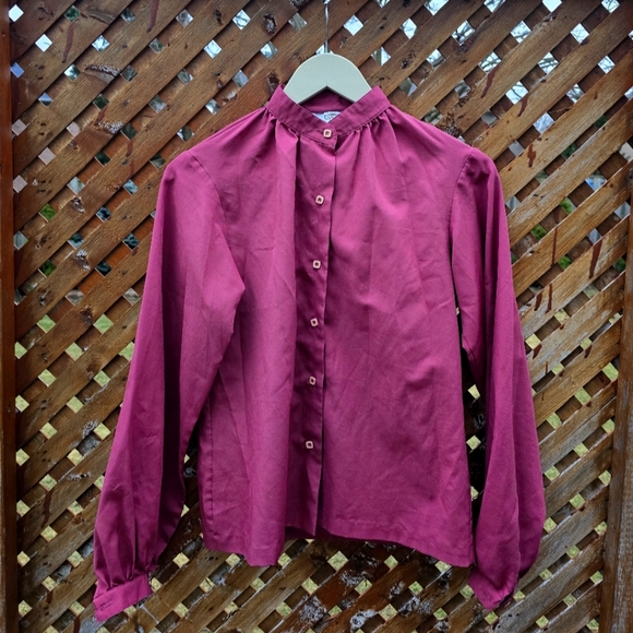 Vintage button-down mockneck top 💖 - Picture 1 of 2